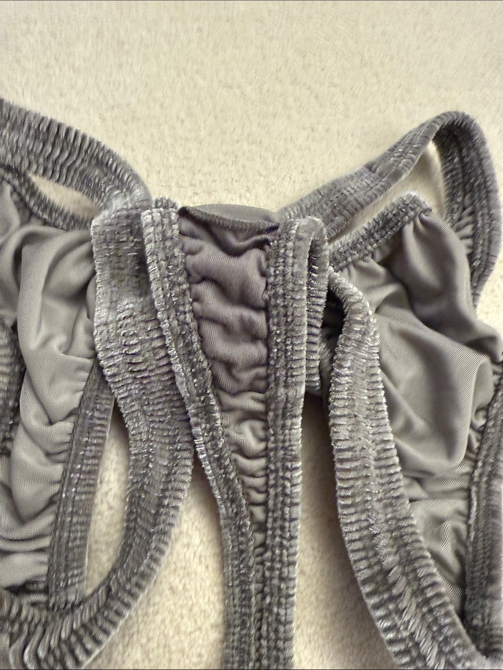 Skims Stretch Velvet Cut Out Bodysuit L - Picture 5 of 7